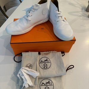 Hermes Men's Solid White Leather Sneaker